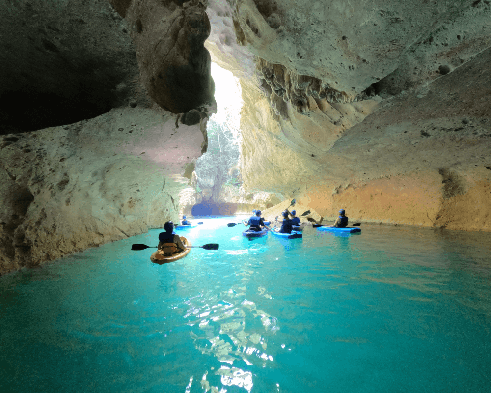 Cave Kayaking Belize at Nohoch Che'en Caves Branch Archaeological Reserve